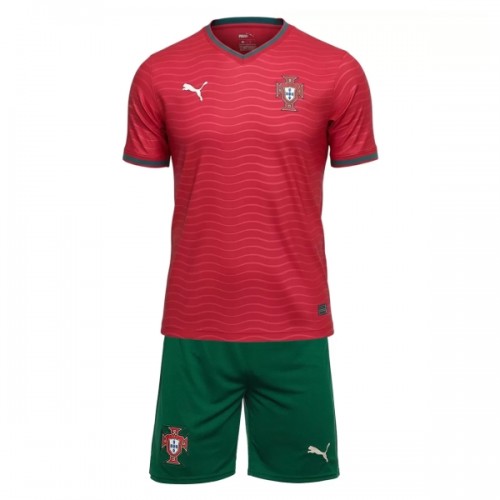 Conjunto Portugal Equipamento Principal Mundial 2026 - Criança Conjunto Portugal Equipamento Principal Mundial 2026 - Criança